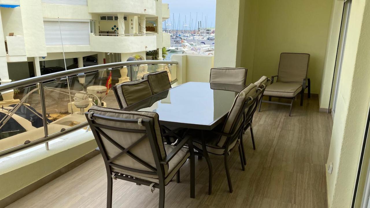 Capaldi Luxury Holiday Rentals Puerto Marina Benalmádena Exterior foto